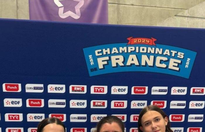 Dos jóvenes nadadores del club Vannes Agglo Natation en el campeonato de Francia este fin de semana