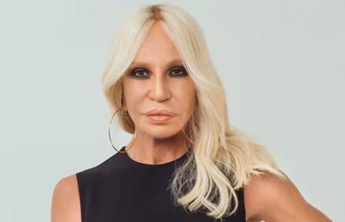 Dentro de la increíble transformación de Donatella Versace a lo largo de los años