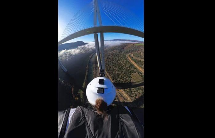 VIDEO. Imágenes totalmente insólitas: cruzan un montón del viaducto de Millau en traje aéreo, una primicia mundial