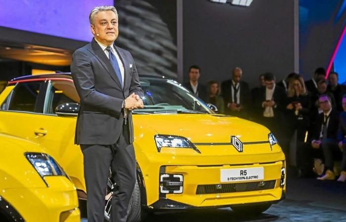 Por qué a Renault le está yendo mejor que Stellantis y Volkswagen