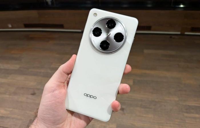 ¿Es exitoso el regreso de Oppo a Francia?