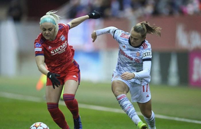 Ellie Carpenter vuelve a Lyon