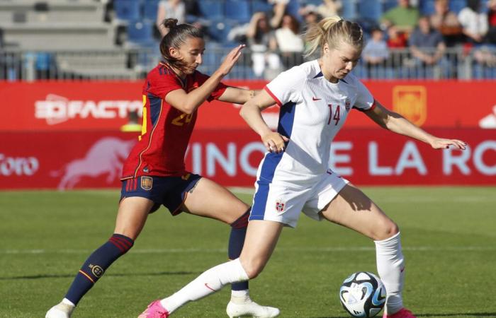 Hegerberg apunta a la Eurocopa, sorpresa para los Blues