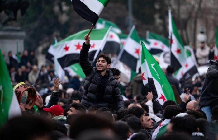 En toda Europa, los sirios celebran la caída de Bashar al-Assad