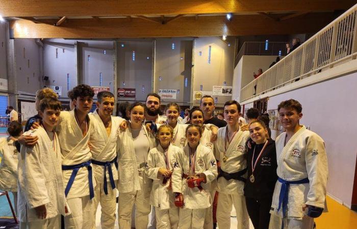 Foix. En el campeonato de jujitsu de Occitania, el Fuxéen Dojo presentó 13 luchadores