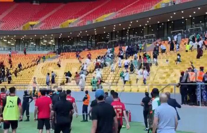 Incidentes Fútbol-Copa CAF/Jaraaf-USMA: posibles sanciones, consecuencias para el club Medina y para el estadio Abdoulaye Wade