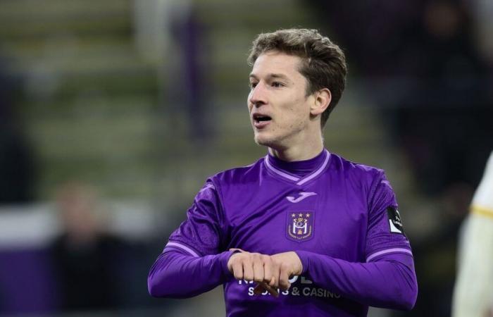 El relevo del ‘retornado’ de Anderlecht, Yari Verschaeren: ‘Ya era hora…’