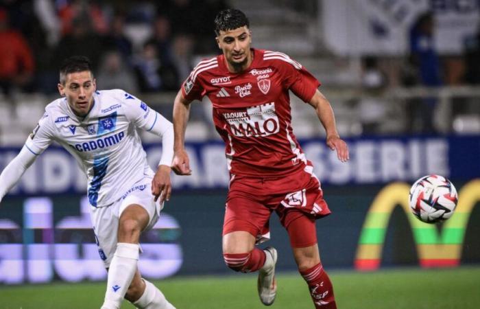 INFO FRANCE BLEU – Ligue 1: sin tiempo de juego en el AJA, el defensa Théo Pellenard considera su salida