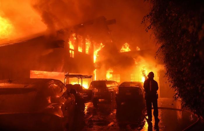 Incendio en Malibú: el incendio casi triplica su tamaño en una hora y amenaza a Malibú