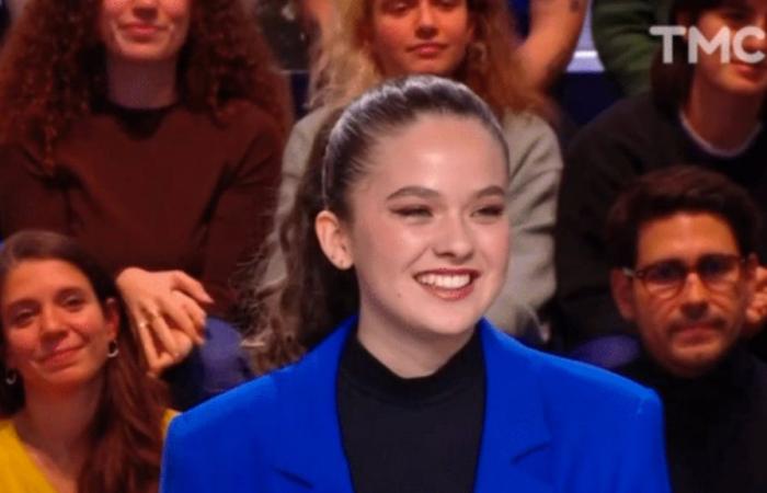 “Star Academy”: Julie a gusto en el set de “Quotidien”