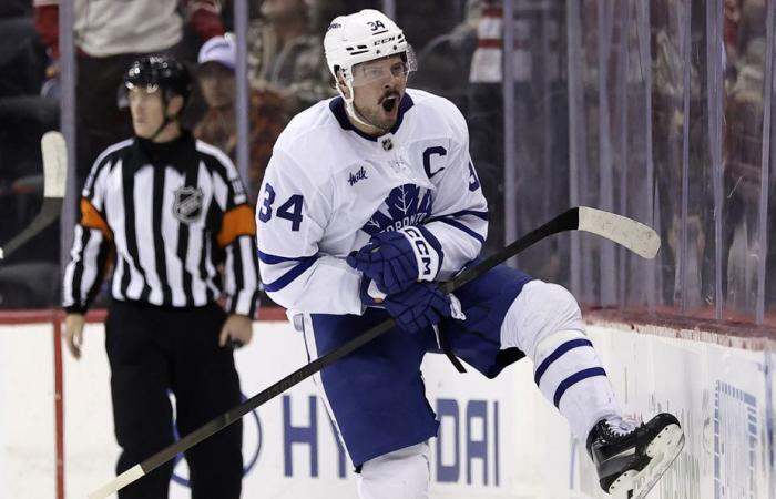 Martes en la NHL | Los Maple Leafs derrotan a los Devils 2-1