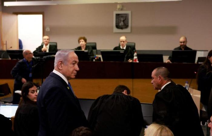 Benjamín Netanyahu interrogado durante su juicio por corrupción