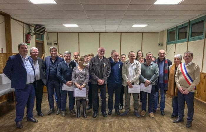 estos funcionarios electos de los ganadores de medallas de Orne