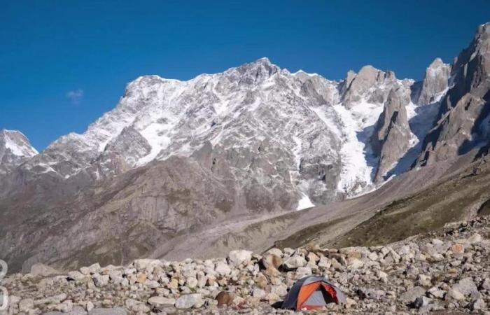 El Piolet de Oro premia a tres montañeros francófonos por haber conquistado la “Flat Top” – rts.ch