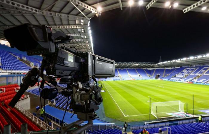 El fútbol profesional en peligro hace sonar la alarma