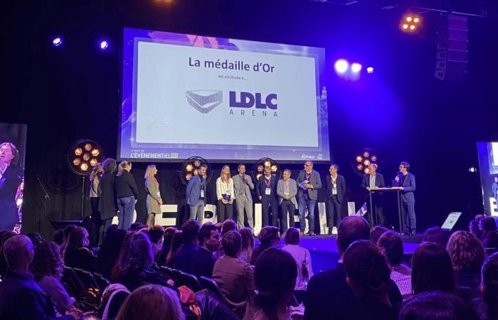 Medalla de Oro del LDLC Arena “Destinos, Lugares y Atractivos”