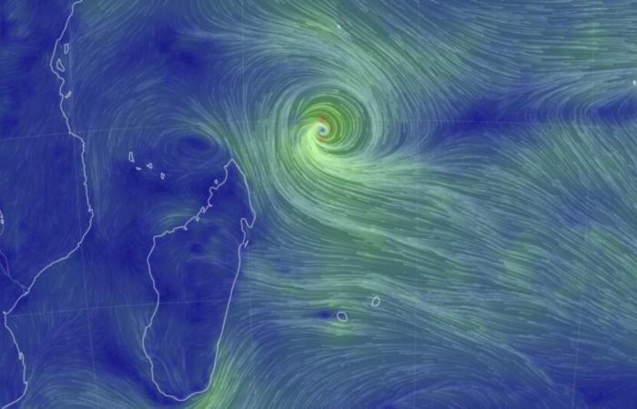 Intenso ciclón tropical Chido a 1.050 km de Mayotte