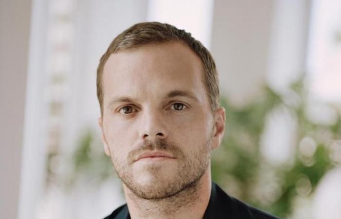 Matthieu Blazy es nombrado director artístico de Chanel