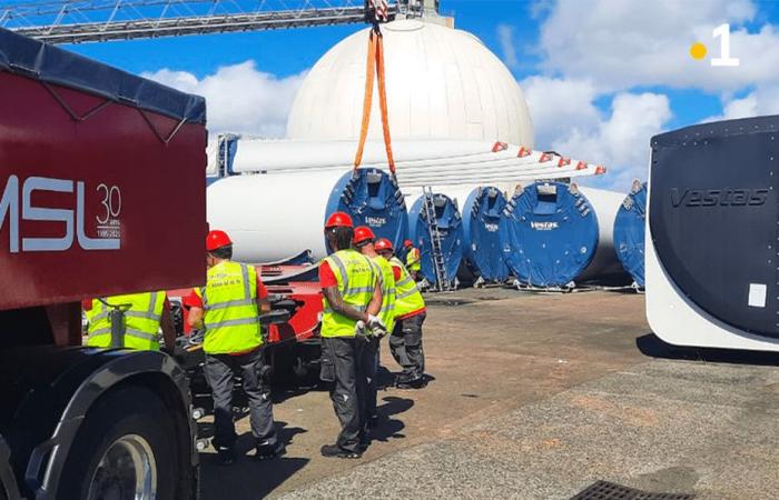 Ha comenzado el controvertido transporte de aerogeneradores al norte de Martinica