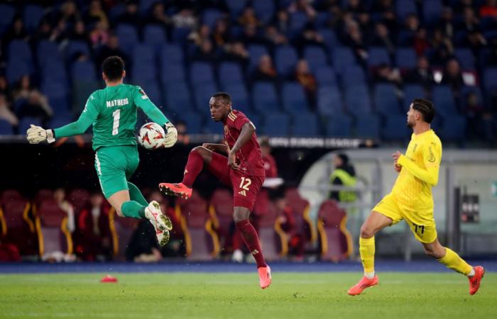 Ranieri vio a la Roma progresar gracias a Pellegrini y Abdulhamid antes de la victoria por 3-0