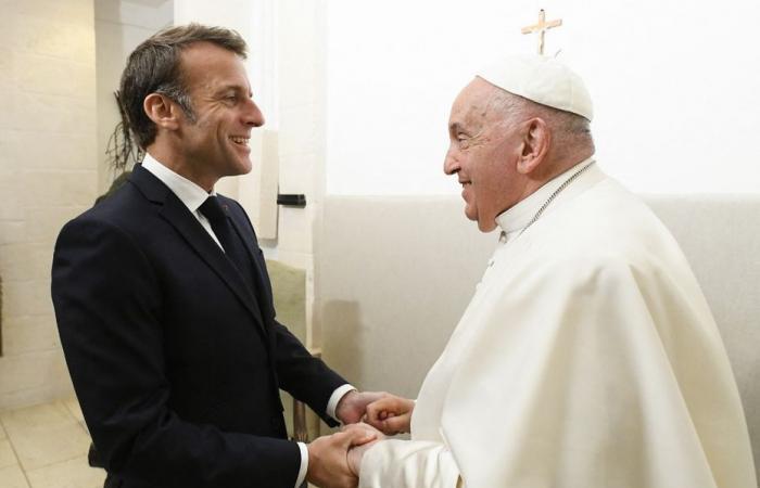 Emmanuel Macron llegará a Ajaccio al final del día, para la salida del Santo Padre