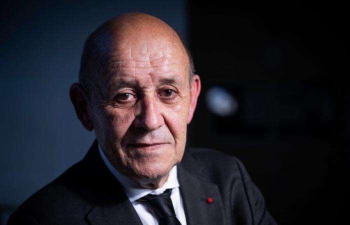 Jean-Yves Le Drian dice que rechazó el puesto