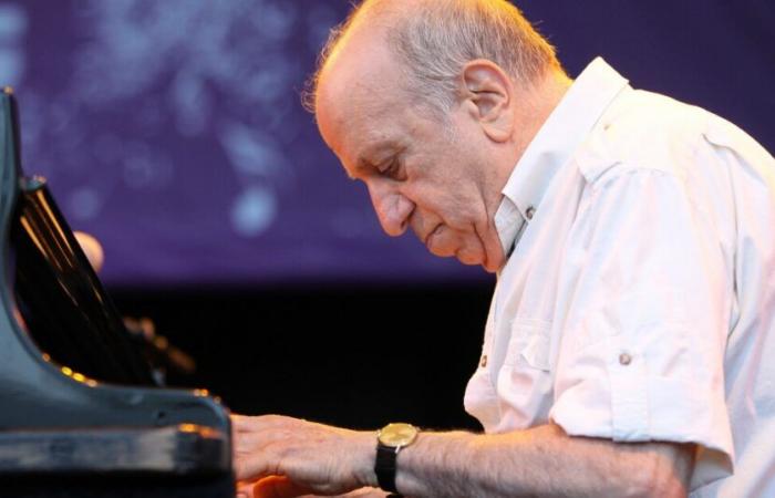 Muere Martial Solal, venerado pianista y compositor de jazz francés, a los 97 años