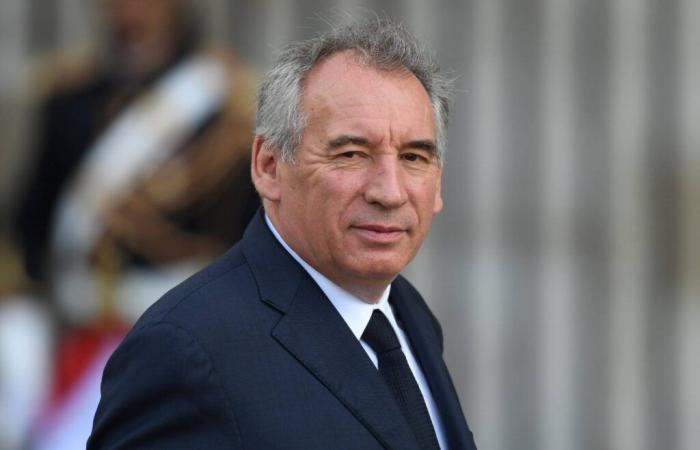 Nuevo gobierno: el nombre del esperado Primer Ministro, François Bayrou, recibido por Emmanuel Macron… siga nuestro directo