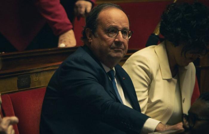 “Esto no es necesariamente lo que podríamos esperar desde un punto de vista de izquierda”, confiesa François Hollande