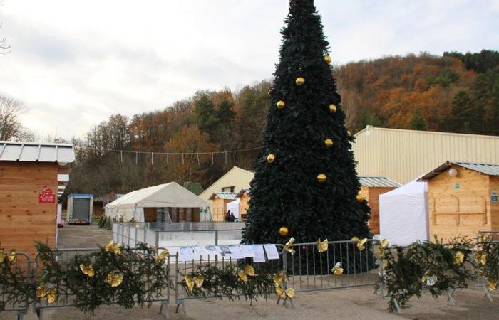 Laroque-d’Olmes. Vuelve el pueblo navideño