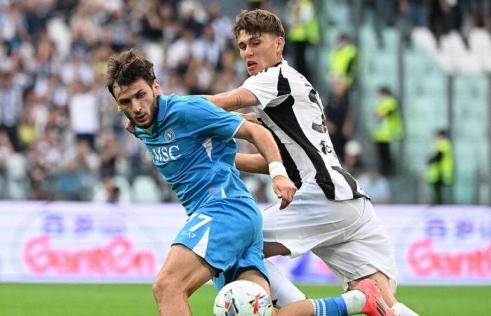 El Napoli derroca al Udinese y mantiene la presión sobre el Atalanta