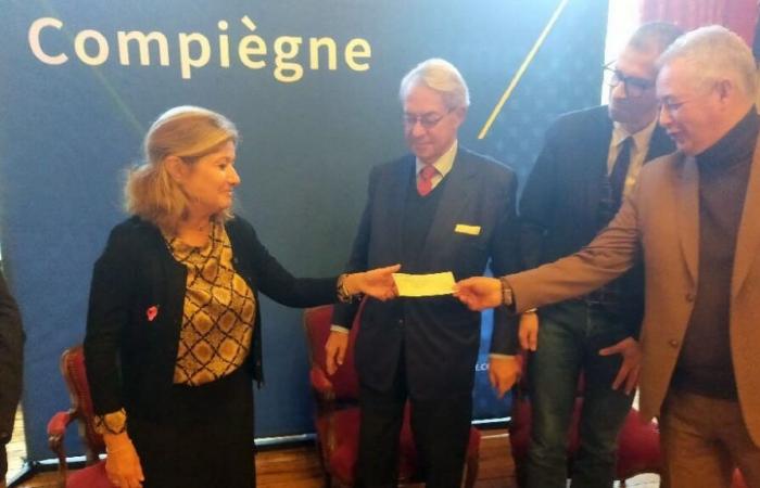 12.604 € para luchar contra el cáncer con Compiègne en Rose