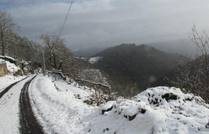 Nevadas: prohibido el tráfico de vehículos pesados ​​en una parte de la N102