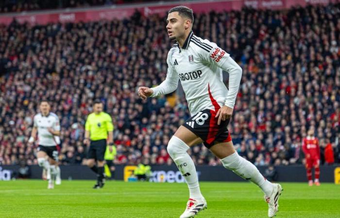 Fulham lidera contra Liverpool gracias a Andreas Pereira