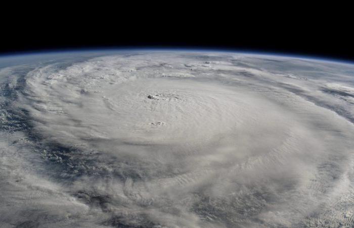 Mayotte pasa de alerta púrpura a alerta roja para que los servicios de emergencia puedan intervenir