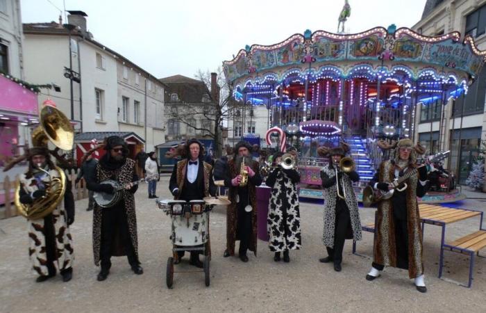 En el ambiente navideño de Rennes gitano