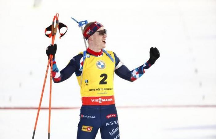 Primera victoria de la temporada en el sprint de Hochfilzen para Johannes Boe, Fabien Claude 3º