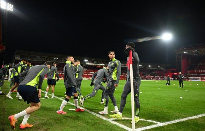 Tyrone Mings se vio obligado a retirarse de la alineación del Aston Villa para enfrentarse al Nottingham Forest en el último minuto debido a una lesión