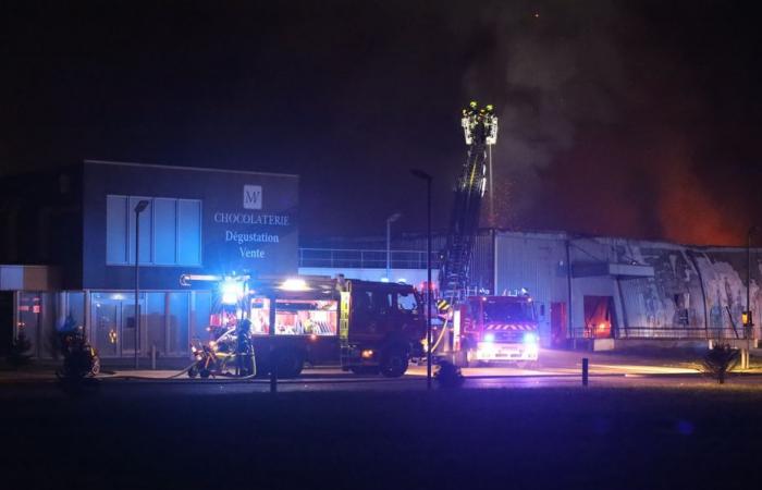 Un incendio destruye la fábrica de chocolate Max Vauché en Controis-en-Sologne