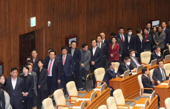 El parlamento surcoreano destituye al presidente Yoon Suk Yeol