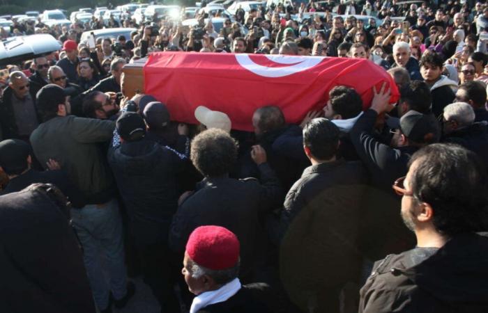 Túnez – Entierro de Fethi Haddaoui: El funeral de un grande el día de la alfombra roja