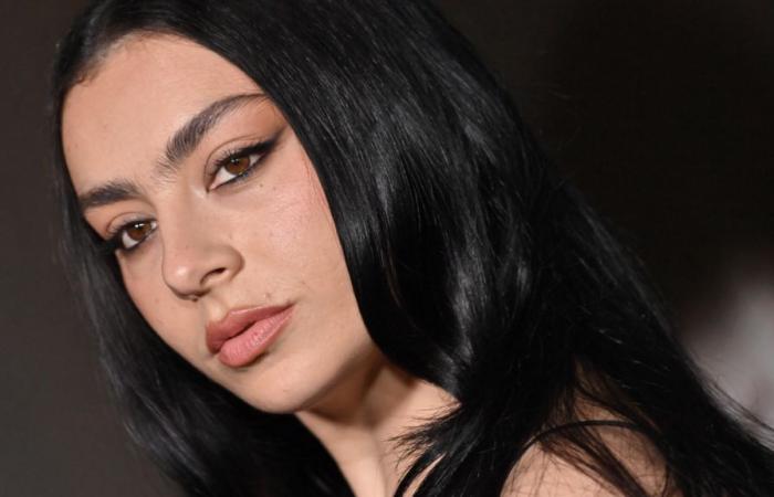 Charli XCX protagonizada por Jenna Ortega y Natalie Portman en ‘The Gallerist’