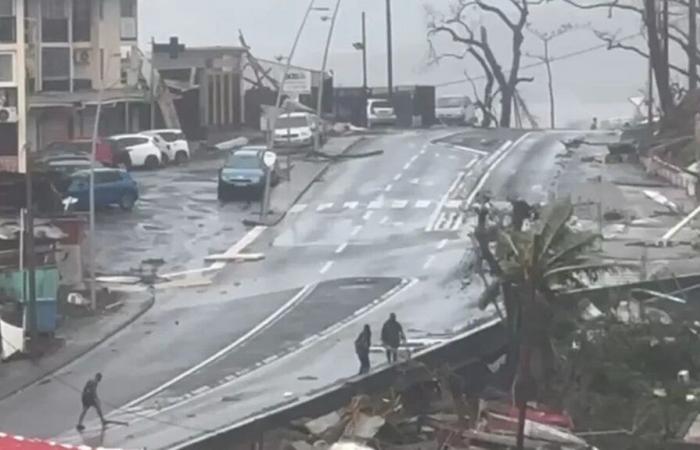 Lo que sabemos sobre la situación en Mayotte tras el paso del ciclón Chido que devastó el archipiélago