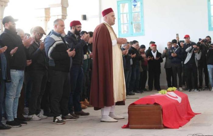 Túnez – Entierro de Fethi Haddaoui: El funeral de un grande el día de la alfombra roja