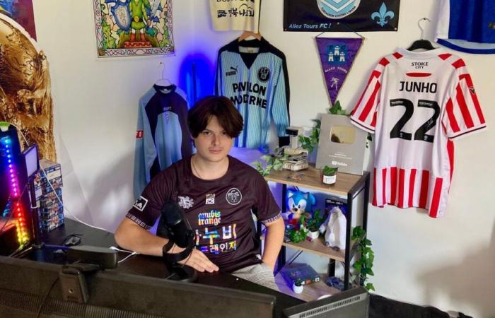 Con sólo 19 años, este joven vecino de Monts retransmite y comenta los partidos del Tours FC en directo desde su casa