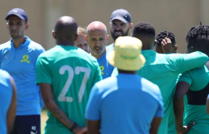 Cardoso, el nuevo entrenador de los Sundowns, elogia la cálida recepción de los jugadores antes del crucial choque contra el Raja