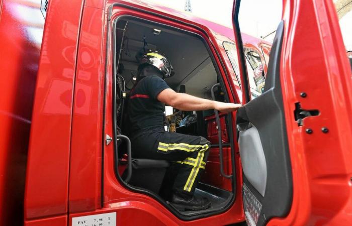 En Commana, el cobertizo de una casa afectada por el fuego