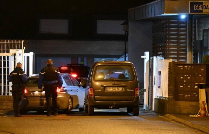 Asesinatos cerca de Dunkerque: presunto asesino desconocido por la policía, “se encontraron varias armas de fuego en su coche”