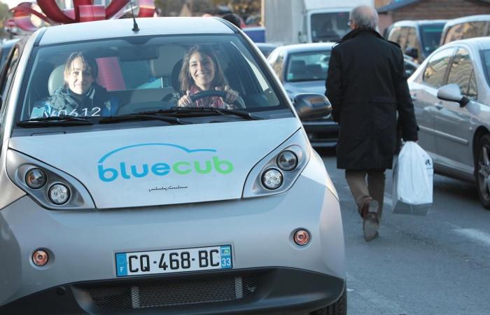 La última vida del “Bluecub”, casi cinco años después del fin del servicio de coche compartido.