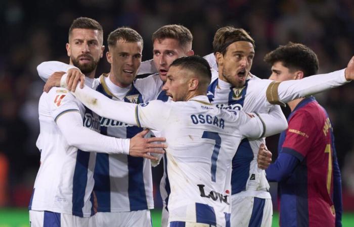 Barcelona 0-1 Leganés: el líder de la Liga, el Barça, sufre una sorprendente derrota ante el Leganés en su segunda derrota consecutiva en casa